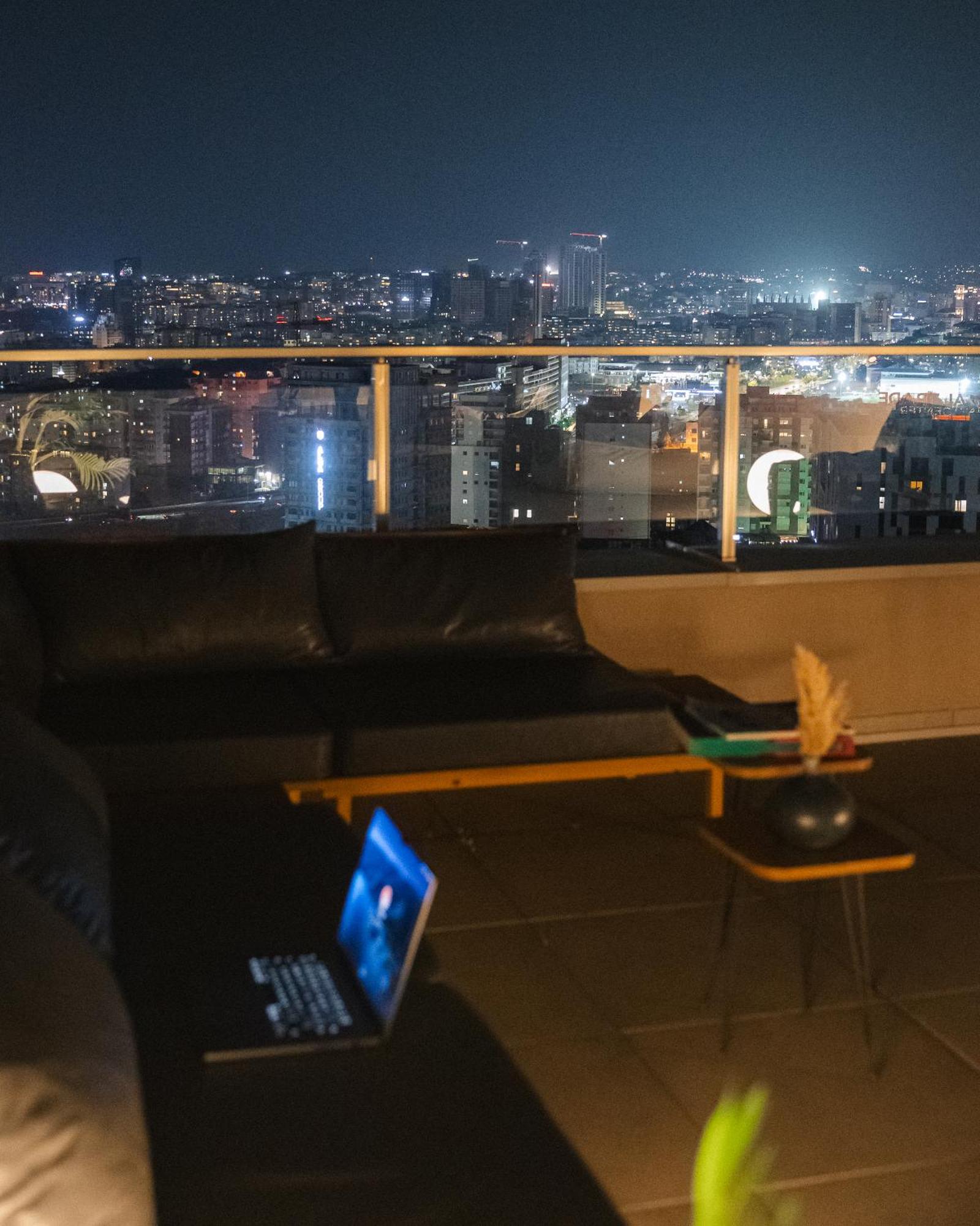Etern Apart Hotel Pristina Exteriör bild